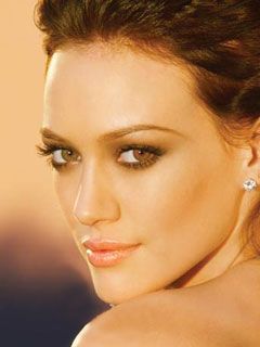 Hillary Duff - wallpaper preview