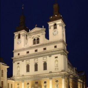 Trnava Kostol