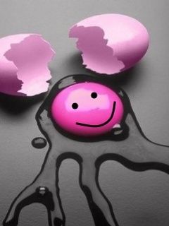 Smiley Pink Egg - wallpaper preview