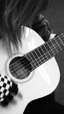 Emo Girl with Guitar - download free HD mobile wallpaper - ZOXEE